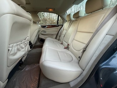 Jaguar xj8 3.5 v8 classique a occasion simplicicar vaucresson simplicicar simplicibike france