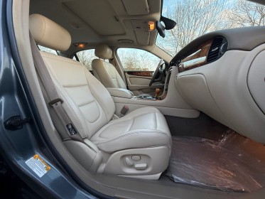 Jaguar xj8 3.5 v8 classique a occasion simplicicar vaucresson simplicicar simplicibike france