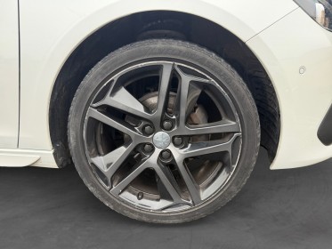 Peugeot 308 bluehdi 130ch ss eat8 gt line - carplay - toit pano - caméra 360 occasion simplicicar compiegne simplicicar...