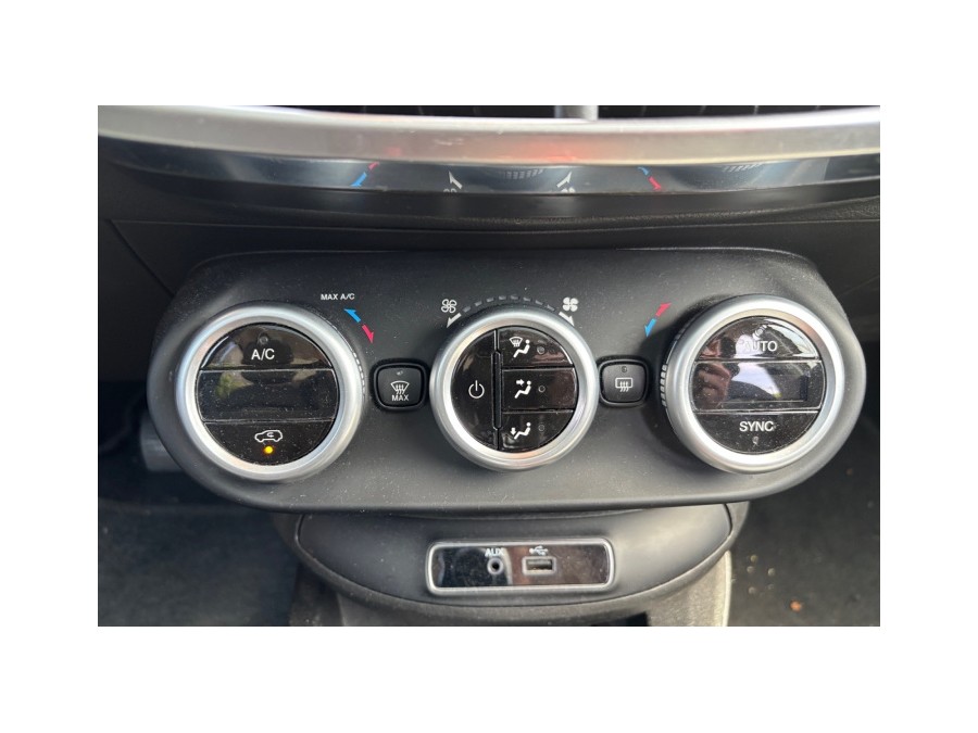 FIAT d'occasion 500X 1.4 MULTIAIR 140 LOUNGE DCT de 2017 Montreuil