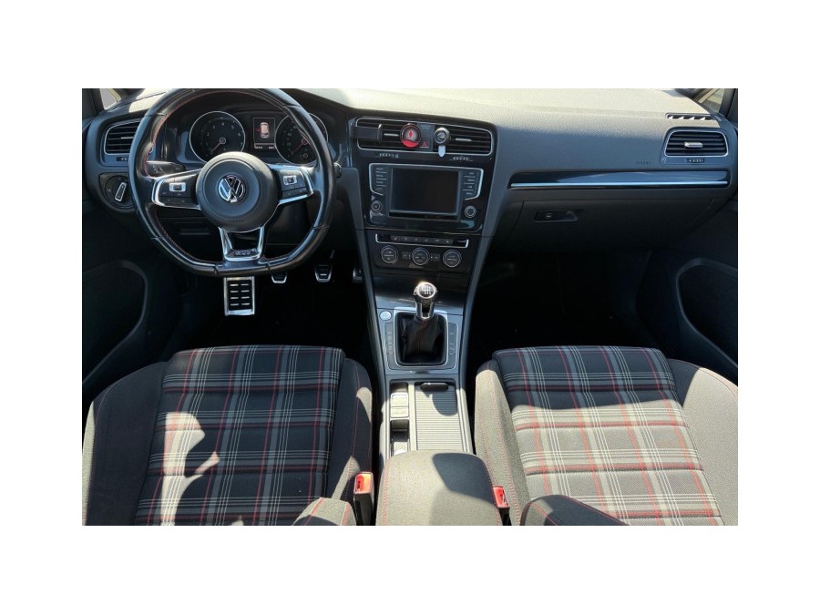VOLKSWAGEN d'occasion GOLF 2.0 TSI 220 GTI de 2015 Dunkerque (59)﻿