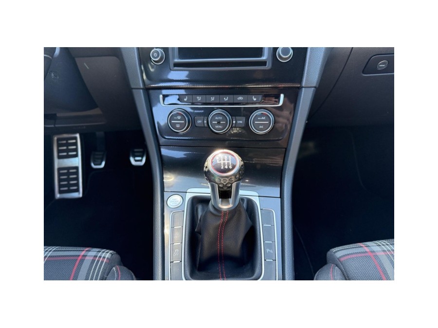 VOLKSWAGEN d'occasion GOLF 2.0 TSI 220 GTI de 2015 Dunkerque (59)﻿