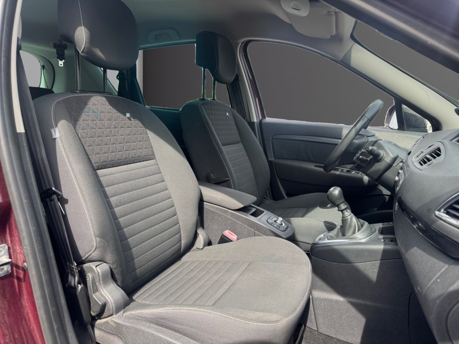 RENAULT d'occasion SCENIC 1.2 TCE 130 BUSINESS de 2016 Méry Sur Oise