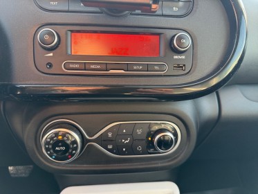 Renault twingo iii 1.0 sce 70 e6c red night edc climatisation automatique régulateur garantie 12 mois occasion barberey...
