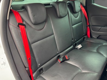 Renault clio iv 1.6 turbo 220rs trophy edc rs monitor sièges chauffants caméra de recul garantie 12 mois occasion barberey...