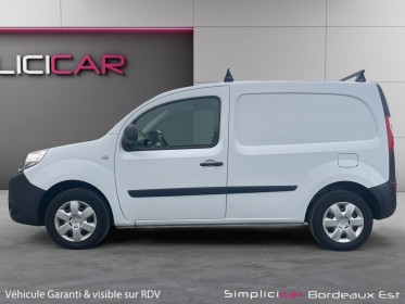 Renault kangoo express blue dci 95 grand confort attelage garantie 12 mois occasion simplicicar bordeaux  simplicicar...