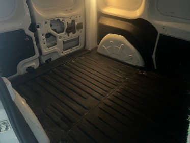 Renault kangoo express blue dci 95 grand confort attelage garantie 12 mois occasion simplicicar bordeaux  simplicicar...