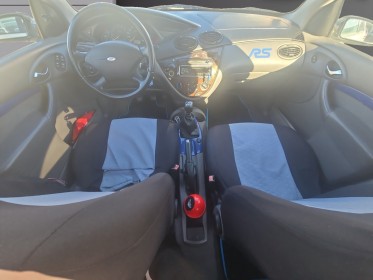 Ford focus 2.0i - 130 ghia occasion simplicicar frejus  simplicicar simplicibike france