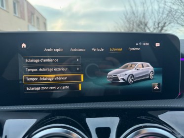 Mercedes classe a 200 7g-dct amg line toit ouvrant lumières d'ambiance garantie 12 mois occasion simplicicar mery-sur-oise...