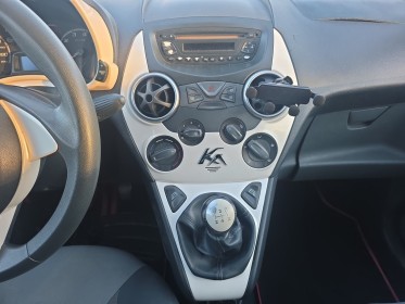 Ford ka 1.2 69ch  ambiente ideal jeune conducteur occasion avignon (84) simplicicar simplicibike france