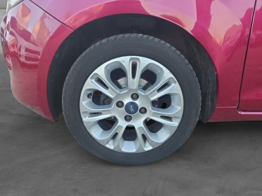 Ford ka 1.2 69ch  ambiente ideal jeune conducteur occasion avignon (84) simplicicar simplicibike france