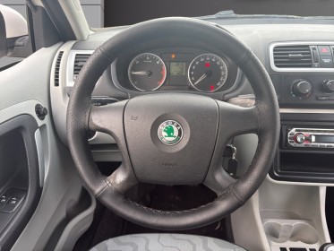 Skoda fabia 1.4 tdi 80 confort garantie 12mois occasion simplicicar lyon nord simplicicar simplicibike france