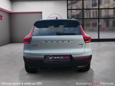 Volvo xc40 hybride rechargeable 262 cv  18082 ch dct7 r-design camera de recul toit ouvrant panoramique hayon électrique......