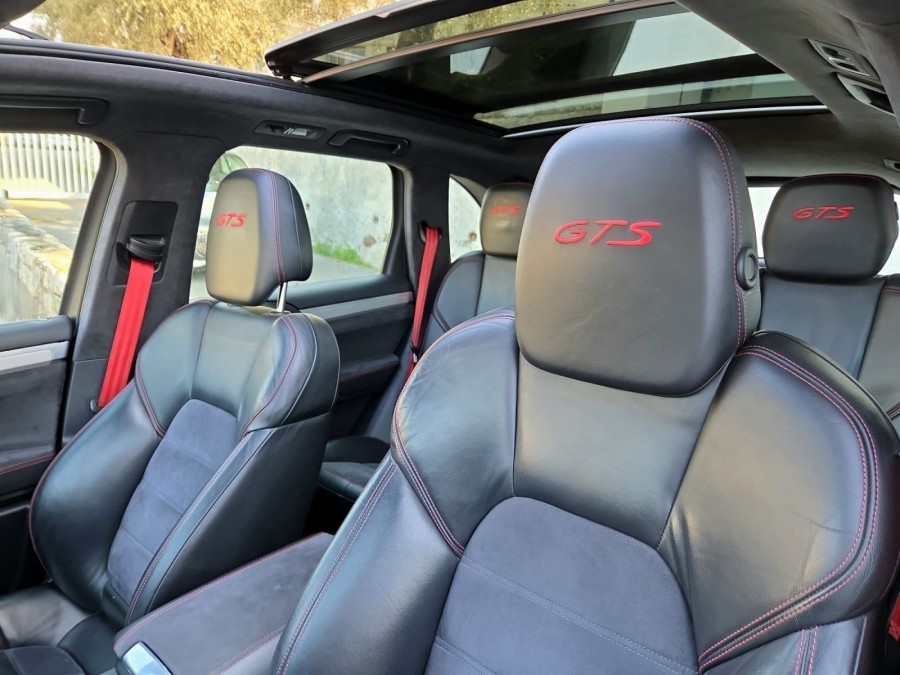 PORSCHE d'occasion CAYENNE 4.8 V8 420 GTS TIPTRONIC S de 2013 Nice