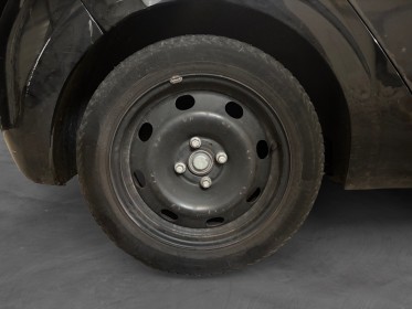 Peugeot 208 1.2 puretech 82ch urban soul garantie 12 mois occasion simplicicar colmar simplicicar simplicibike france