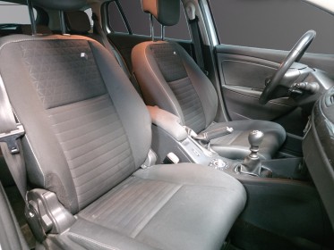 Renault megane iii estate estate iii tce 115 energy limited clim bi-zone barre de toit garantie 12 mois occasion simplicicar...