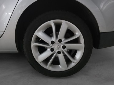 Renault megane iii estate estate iii tce 115 energy limited clim bi-zone barre de toit garantie 12 mois occasion simplicicar...