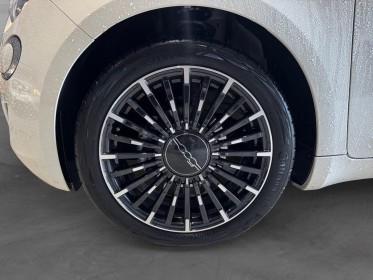 Fiat 500 nouvelle my23 serie 2 e 95 ch nouvelle 500 carplay clim garantie 12 mois occasion simplicicar bordeaux  simplicicar...