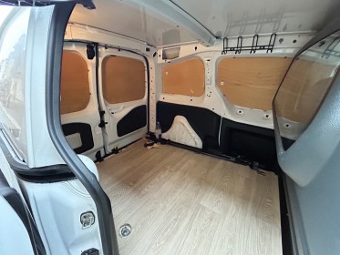 Peugeot partner fourgon 121 l2 1.6 hdi 90 bvm5 pack clim nav, radar arrière, climatisation, gps tactile, bluetooth,...