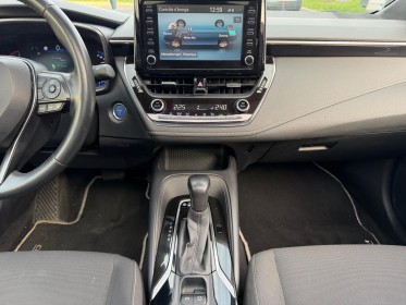 Toyota corolla hybride 122h design/toit panoramique et ouvrant/caméra de recul/conduite semi autonome/plusieurs mode de......