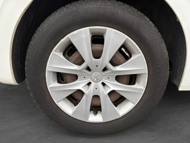 Peugeot 208 1.0 puretech 68ch bvm5 active - distribution à jour - garantie 12 mois occasion simplicicar caen  simplicicar...