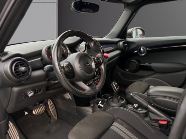 Mini hatch 5 portes f55 lci cooper s 192 ch bva7 finition john cooper works / radars av  ar / siÈges chauffants /...