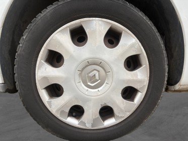 Renault clio iii societe clio  1.5 dci 85 air / garantie 12 mois occasion simplicicar lyon nord simplicicar simplicibike france