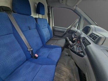 Peugeot expert fgn 220l 2.0 hdi 110 m1  tole kit distribution ok occasion avignon (84) simplicicar simplicibike france