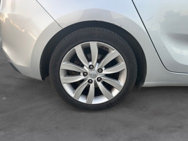 Kia carens 1.7 crdi 115 ch isg 7 places toys r us occasion simplicicar toulouse nord simplicicar simplicibike france