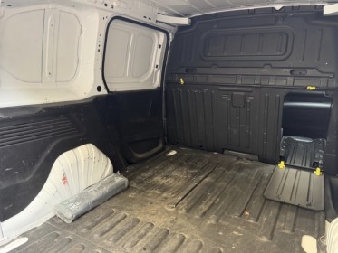 Citroen berlingo fourgon m bluehdi 100 ss business carplay garantie 12 mois occasion simplicicar le raincy simplicicar...