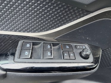 Toyota c-hr hybride collection 1.8 122h || garantie 12 mois || occasion osny simplicicar simplicibike france