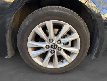 Toyota corolla pro hybride nouvelle 140ch dynamic business  programme beyond zero academy occasion paris 17ème (75)(porte...