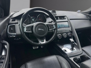 Jaguar e-pace 2.0 d - 180 ch awd bva r-dynamic toit panoramique occasion simplicicar pontarlier auto  simplicicar...