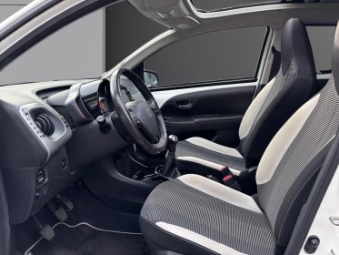 Peugeot 108 82ch bvm5 allure top toit ouvrant garantie 12 mois occasion simplicicar vienne simplicicar simplicibike france