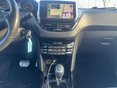 Peugeot 2008 crossway 110 ch eat6 carplay/ camera de recul/ toit pano occasion simplicicar orgeval  simplicicar simplicibike...