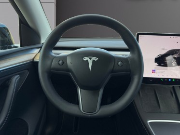 Tesla model y standard rwd sièges chauffant volant chauffant toit panoramique autopilot garantie constructeur 2030 occasion...