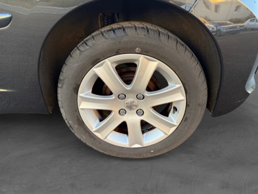 Peugeot 207 1.6 hdi 90 premium distri ok / radar arr / clim occasion simplicicar veauche simplicicar simplicibike france