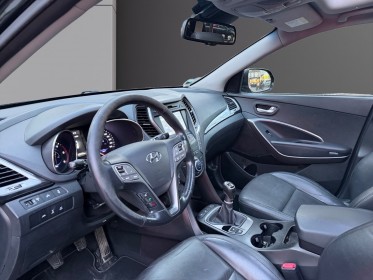 Hyundai santa fe 2.2 crdi 197 4wd executive 7pl/ camera de recul  / toit ouvrant panoramique / sieges av/ ar chauffants...