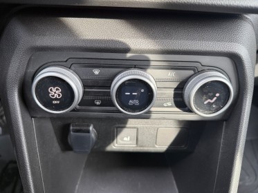 Dacia jogger hybrid 140 7 places extreme entré sans clé demarrage sans clé camera de recul carplay garantie constructeur...