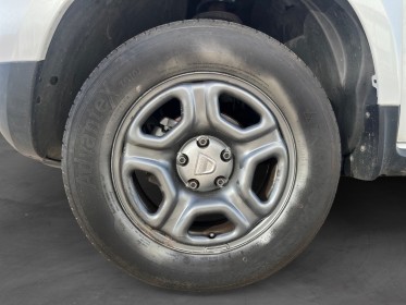 Dacia duster sce 115 4x2 silver line 2017 radar de recul / climatisation / roue de secours / garantie 12 mois occasion...