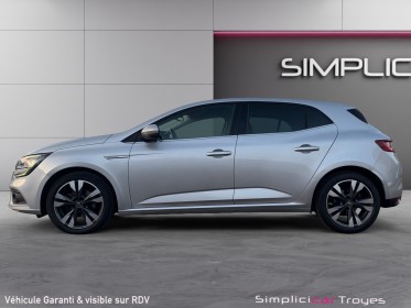 Renault megane iv berline dci 110 edc intens caméra de recul affichage tête haute full led garantie 12 mois occasion...