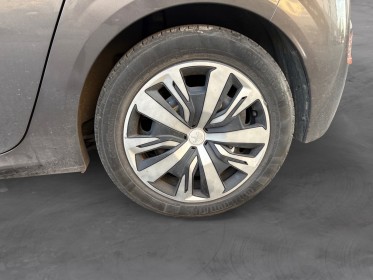 Peugeot 208 puretech 75 ss bvm5 allure, gt line, garantie 12mois occasion simplicicar villejuif  simplicicar simplicibike...
