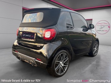 Smart fortwo cabrio 0.9 109 ch  boite auto- cabriolet brabus xclusive-vitres teintees-interieur cuir -camera et bip de......