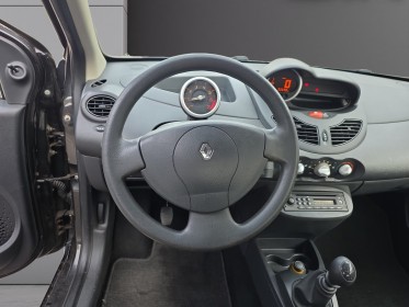 Renault twingo ii 1.2 60 eco2 dynamique//garantie 12 mois// occasion simplicicar lille  simplicicar simplicibike france
