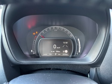Toyota aygo x my23 1.0 vvt-i 72 s-cvt dynamic très peu de km - garantie 12 mois occasion simplicicar amiens  simplicicar...