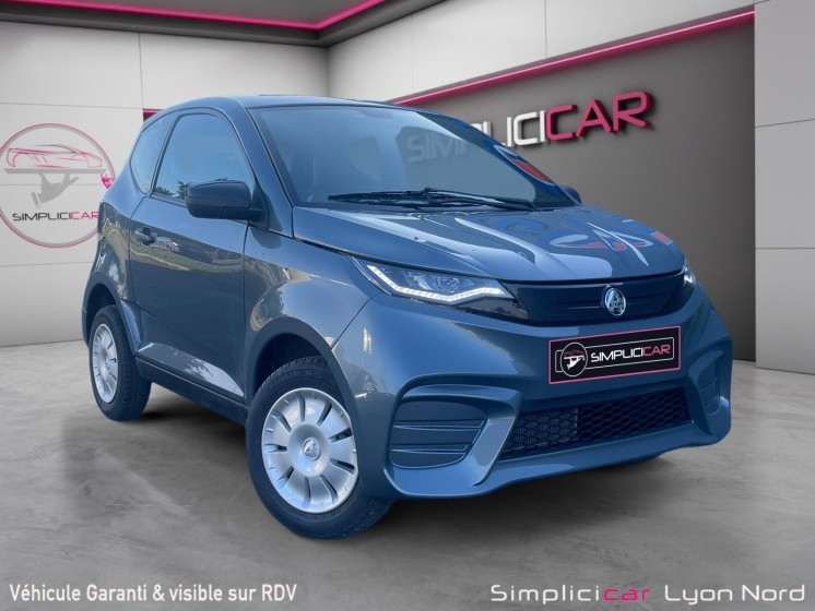 Aixam city pack carplay , climatisation  garantie 12 mois occasion simplicicar lyon nord simplicicar simplicibike france