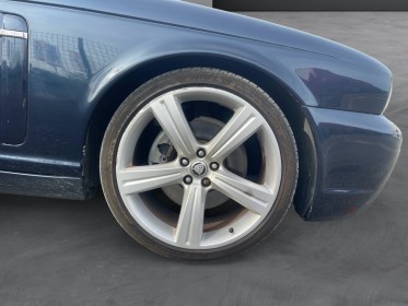 Jaguar xj6 v6 sport 2.7 td - 207 bi-turbo rhd cg française garantie 12 mois occasion simplicicar saint-jean simplicicar...