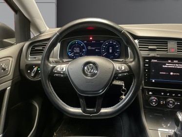 Volkswagen e-golf 136ch electrique carplay garantie 12 mois occasion simplicicar saint-jean simplicicar simplicibike france