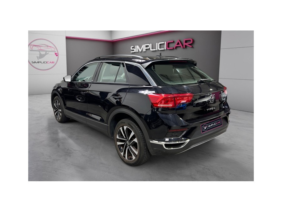 VOLKSWAGEN d'occasion T-ROC 1.0 TSI 110 ACTIVE de 2021 Lyon Ouest