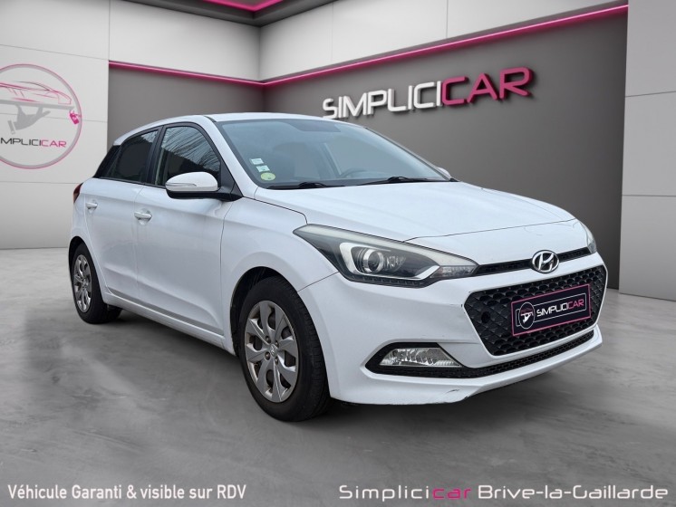 Hyundai i20 business 1.1 crdi 75 blue drive business occasion simplicicar brive la gaillarde  simplicicar simplicibike france